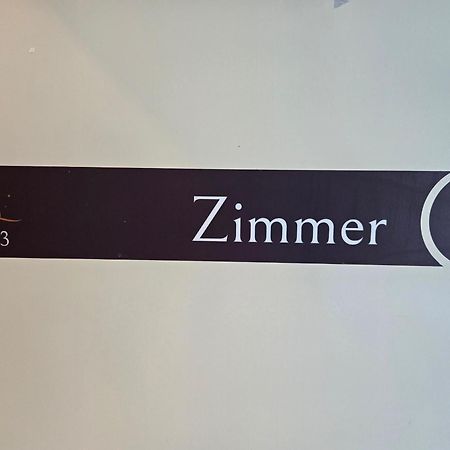 Pension Gp3, Zimmer Mit Kochnische Und Duschbad Vor Den Toren Berlins Dallgow-Doeberitz Exteriör bild